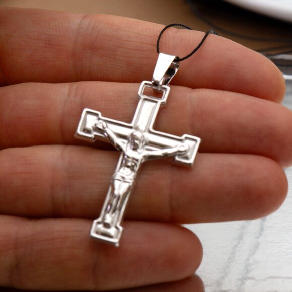 925 Sterling Silver Cross, Jesus Christ Pendant, Religious Christian Jewelry - Picture 4 of 6